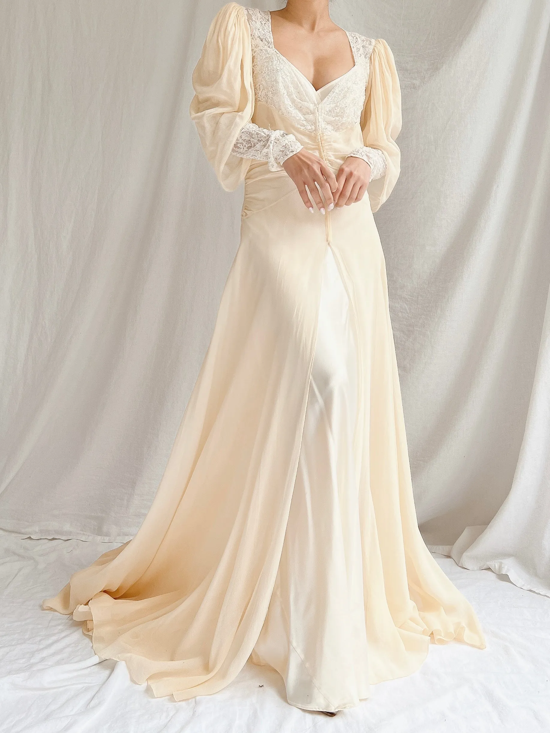 1930s Silk Chiffon Puff Sleeve Dressing Gown - S