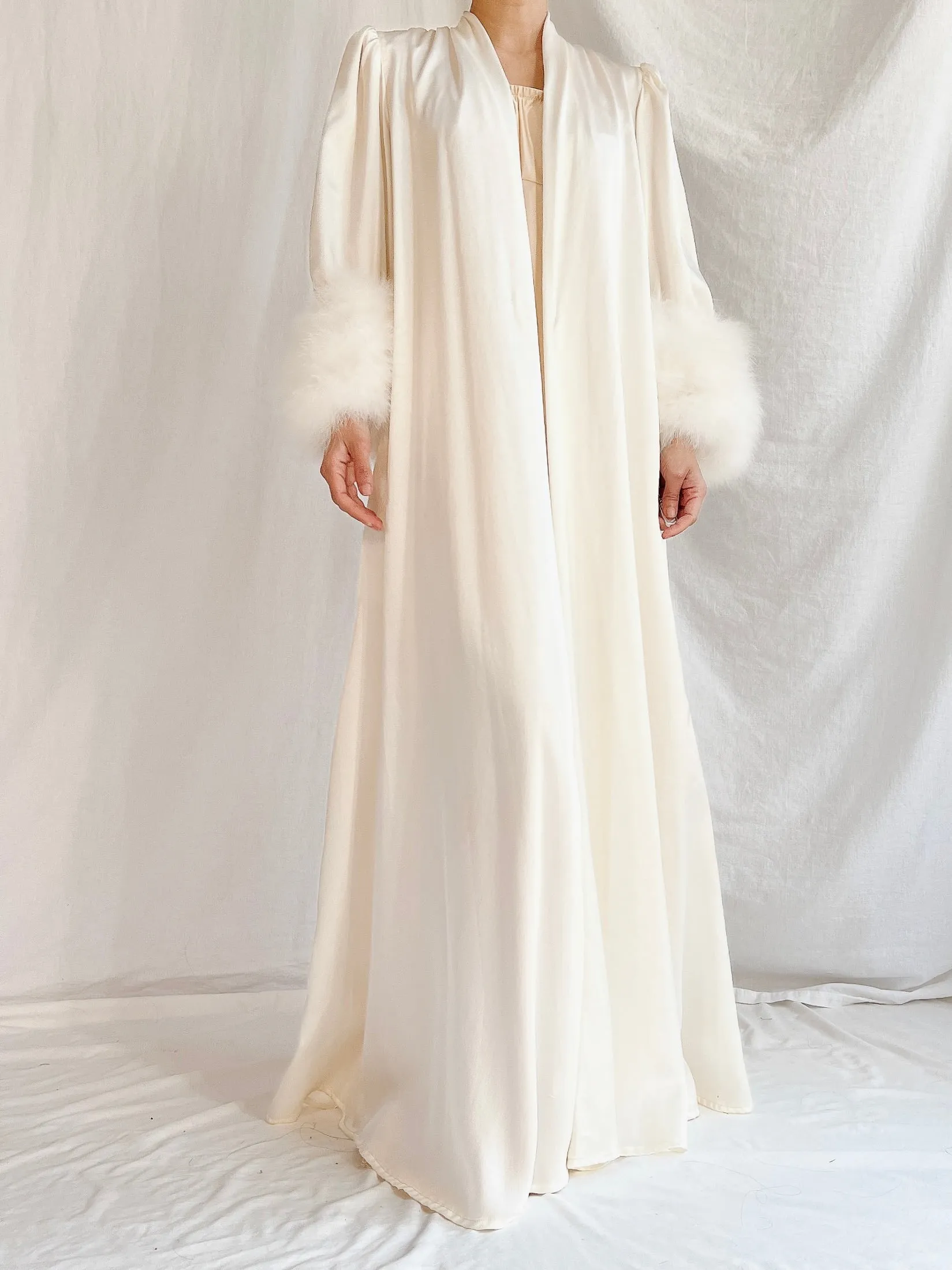 1960s Lucie Ann Satin Marabou Duster - S-M