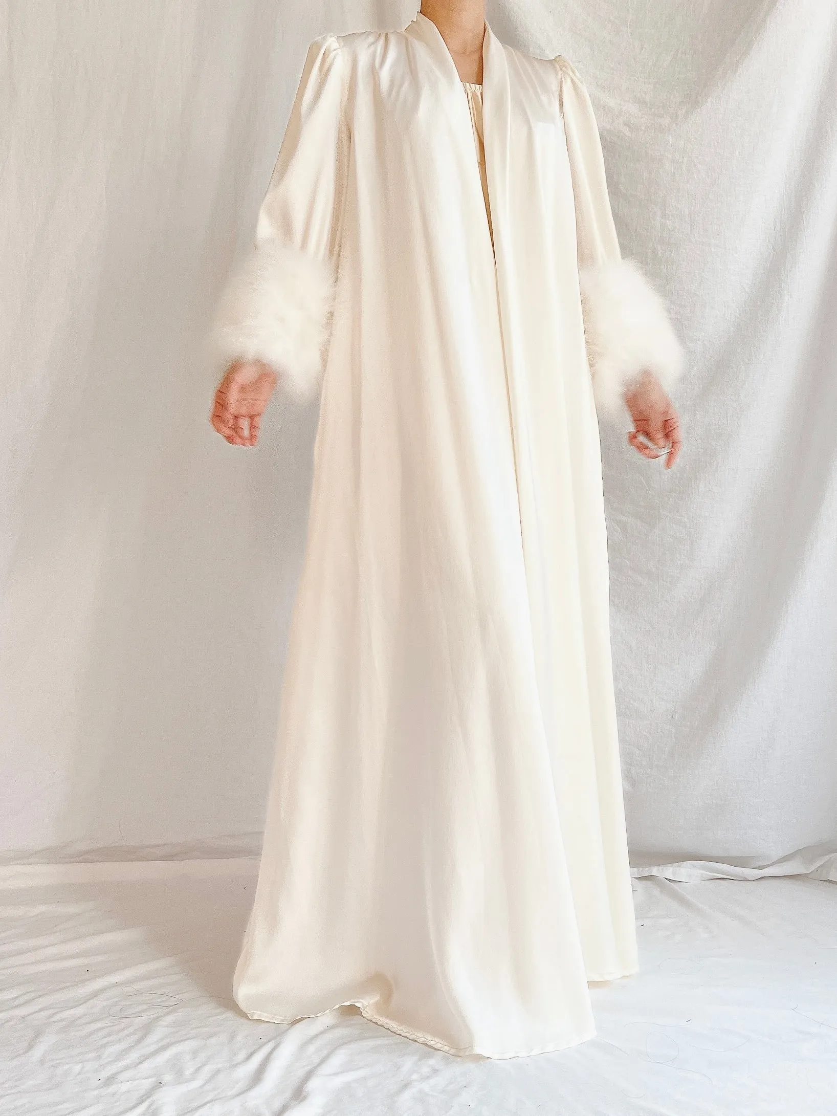 1960s Lucie Ann Satin Marabou Duster - S-M