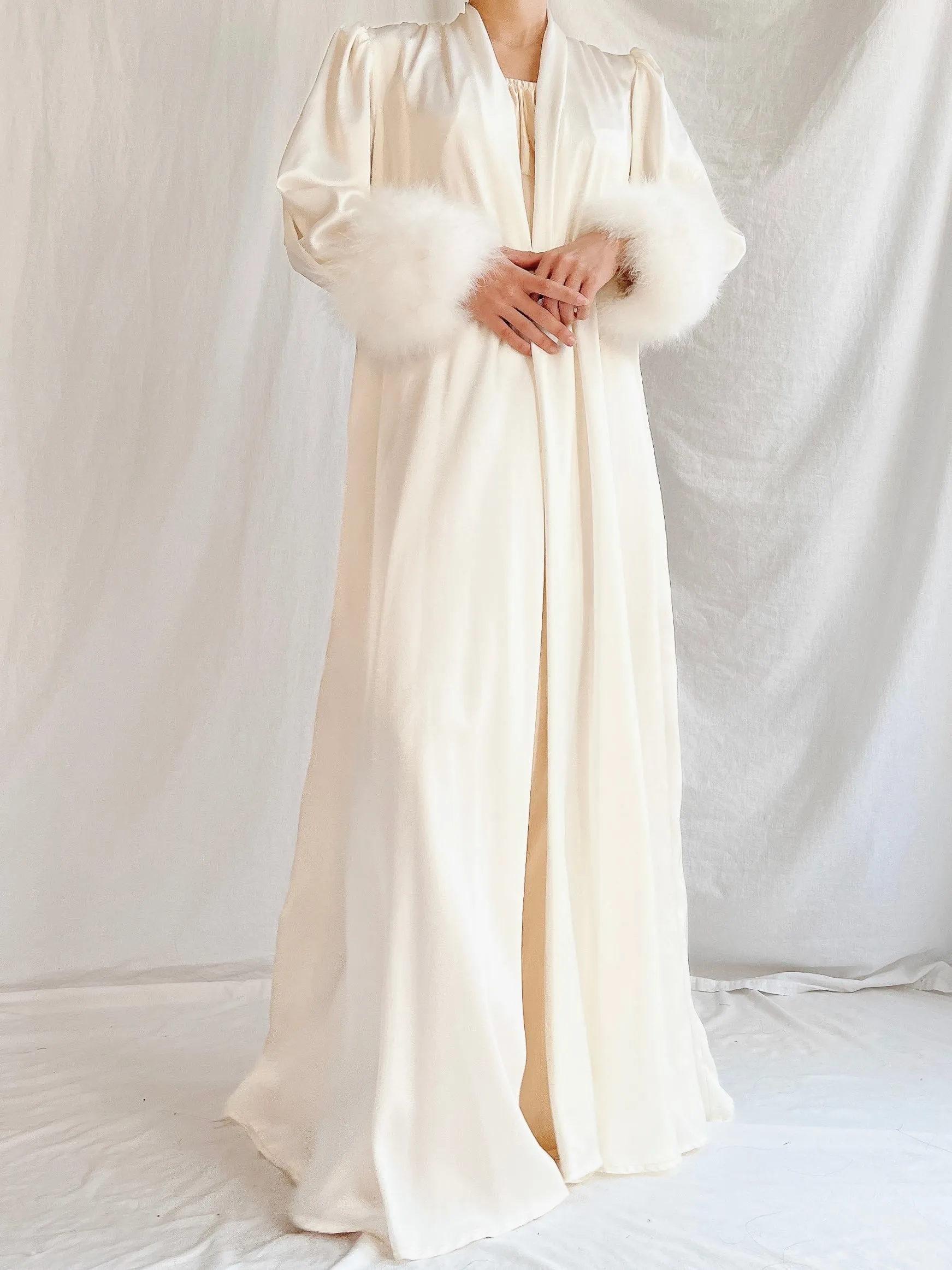 1960s Lucie Ann Satin Marabou Duster - S-M