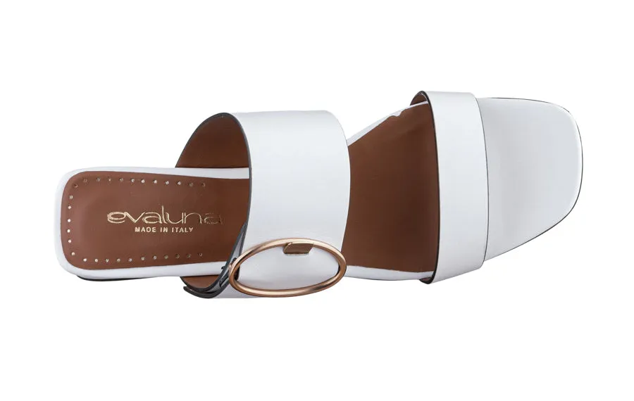 Eva Chic White