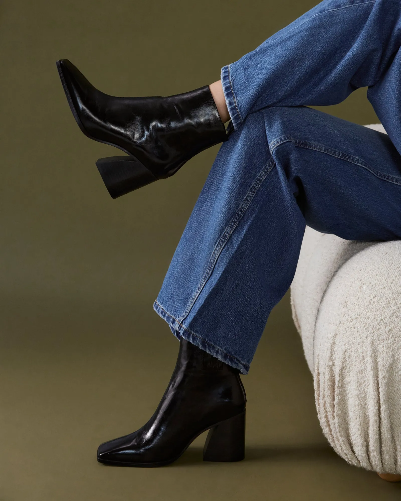 HATTIE HIGH ANKLE BOOTS BLACK LEATHER