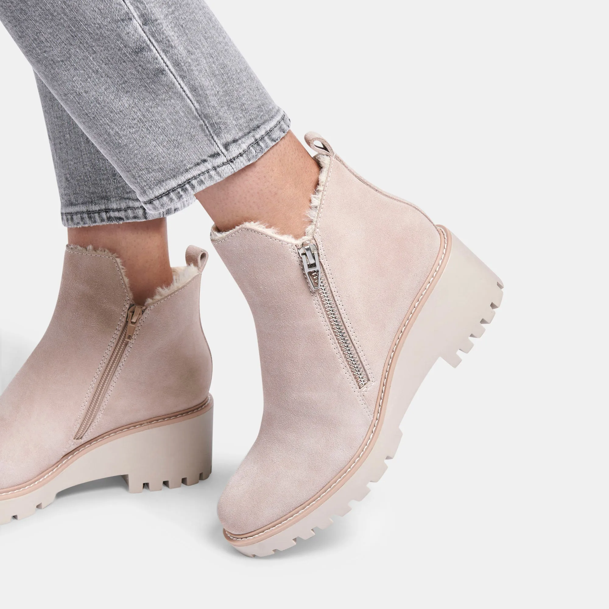 HOLLYN BOOTIES NATURAL SUEDE