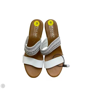 Sandals Heels Wedge By Italian Shoemakers In White, Size: 9
