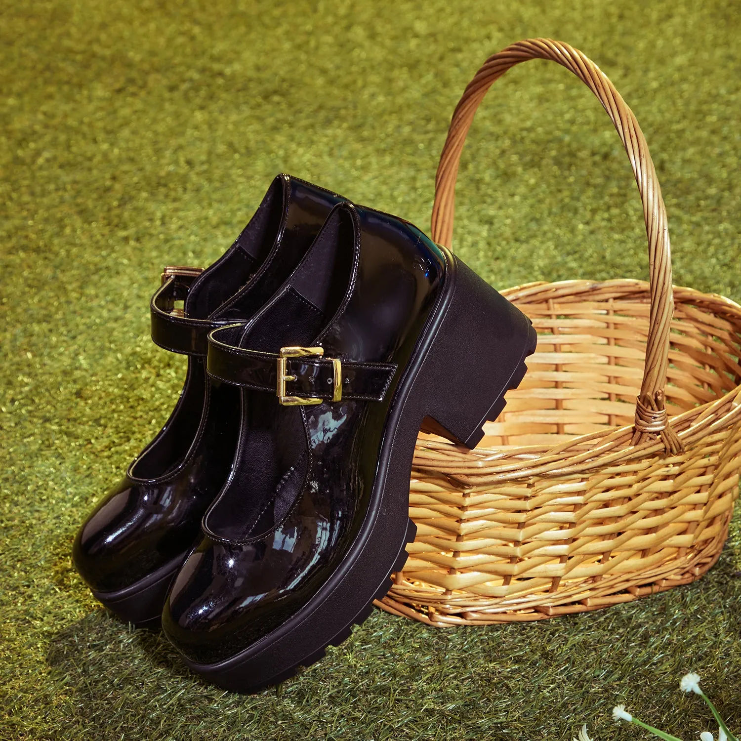 TIRA Black Mary Jane Shoes 'Patent Edition'